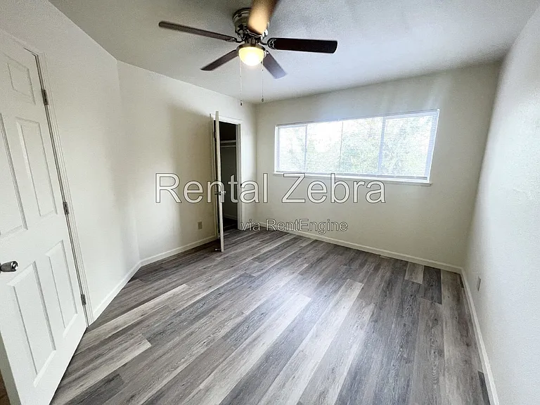 10 E 18th St #6 — Photo 5