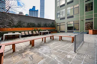 Rented by (Legacy) Elegran