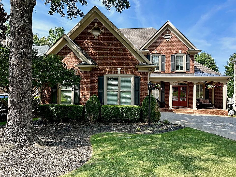 Beautiful 4 sides brick