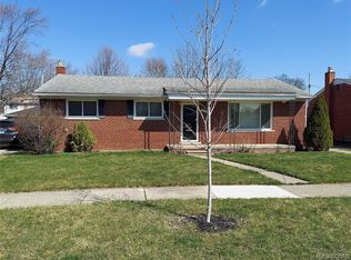 33728 Tawas Trl, Westland, MI 48185