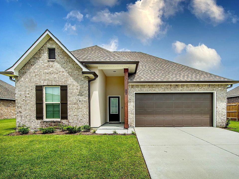 1st image of 217 Pond Dr
