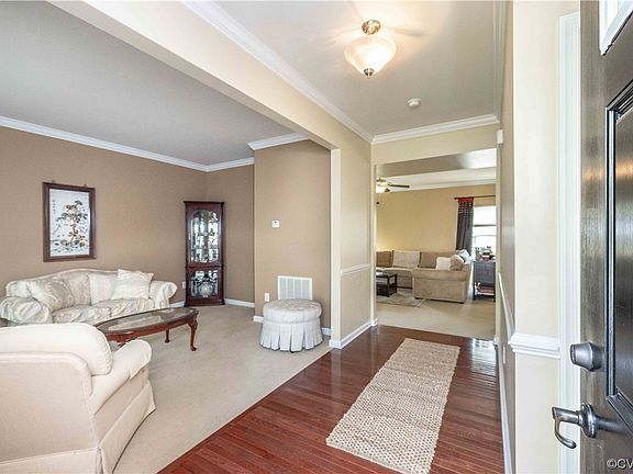 4th image of 6925 Bolelyn Dr