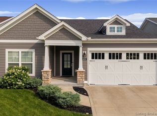 3926 Windsor Creek Dr, New Albany, IN 47150