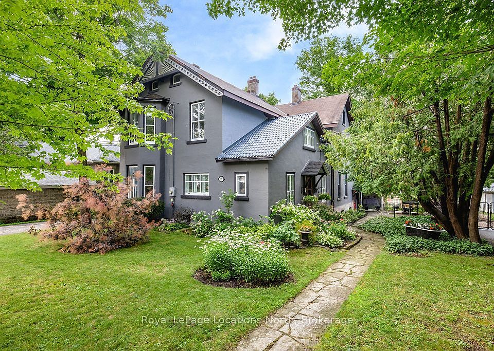 1st image of 29 Tecumseth St