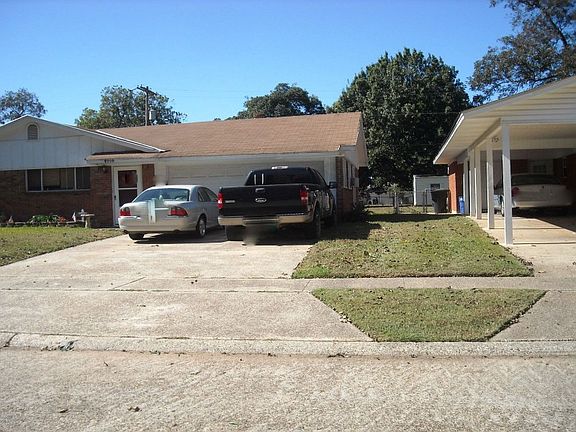 2nd image of 4018 Glen St