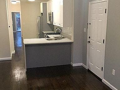 2nd image of 10 Nesbitt St APT 1L