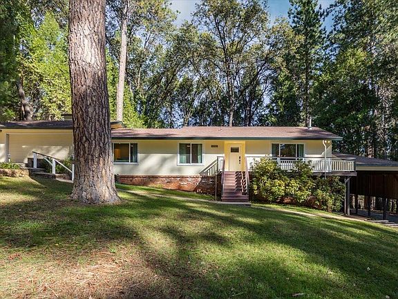 3rd image of 14580 Oak Leaf Ln