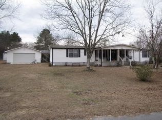 931 Ogden St, Metter, GA 30439