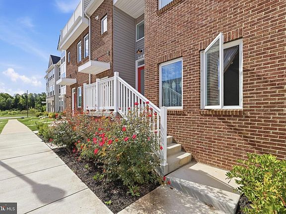 4th image of 711 Iron Forge Rd #28