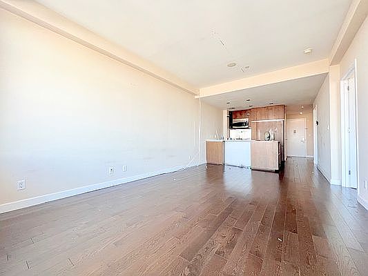 4th image of 601 Ocean Pkwy APT 8B