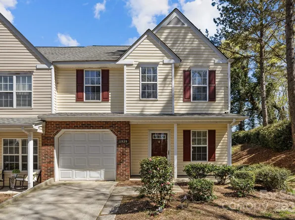 11929 Kings Castle Ct, Charlotte, NC 28277