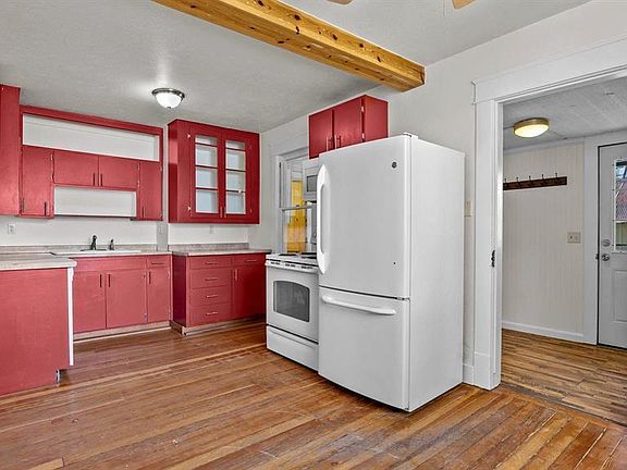 5th image of 1033 S 2nd Street