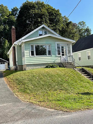 29 Hillcrest Ave Photo 1