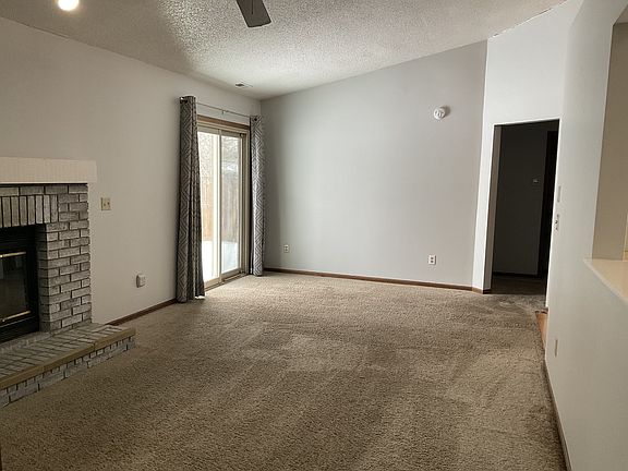 3rd image of 6510 Meadow Wood Pl