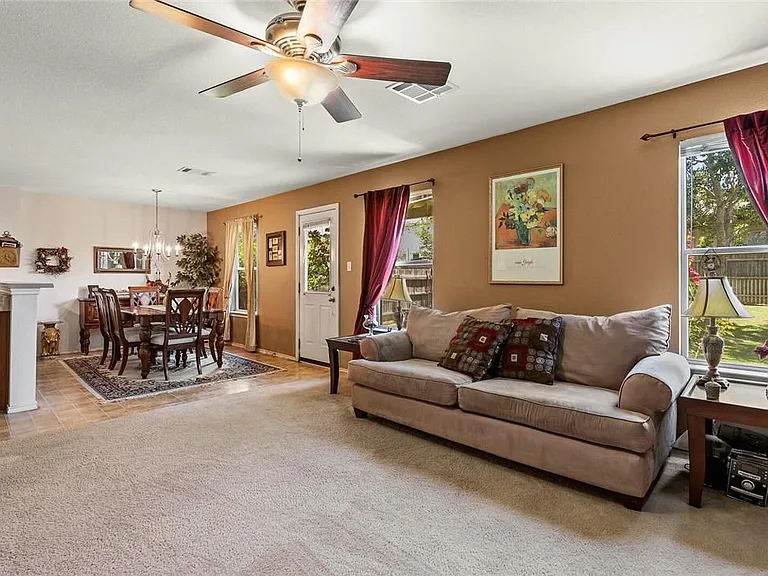 206 Black Forest Rd — Photo 23