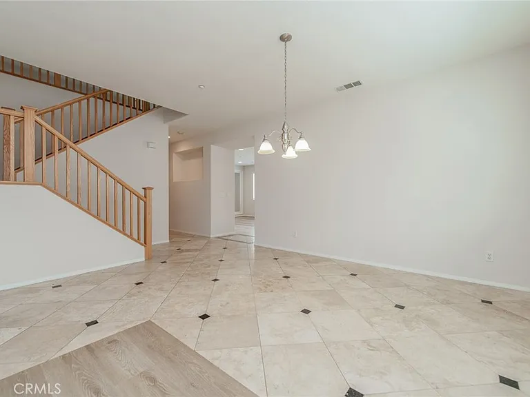 16432 Landmark Dr — Photo 7