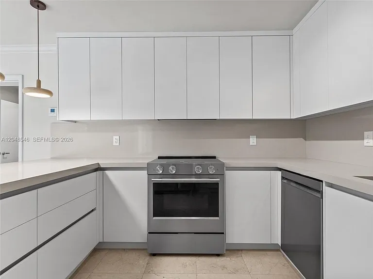 651 S Mashta Dr #651 — Photo 48