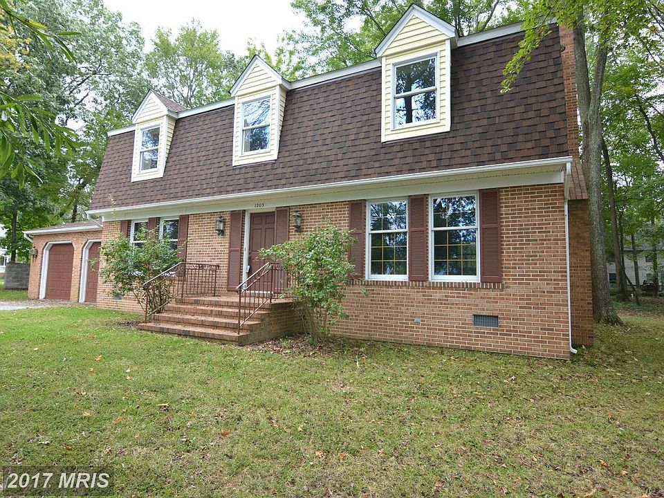 4 Bedroom Brick Front Home