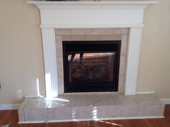 GAS FIREPLACE