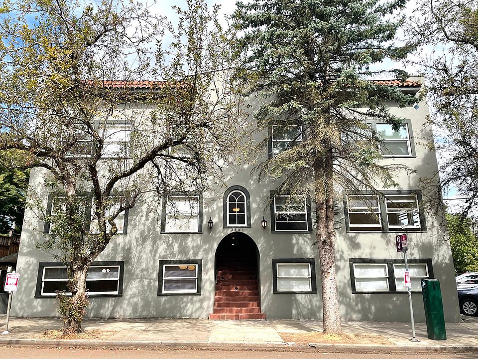 1st image of 2361 NW Pettygrove St APT 3