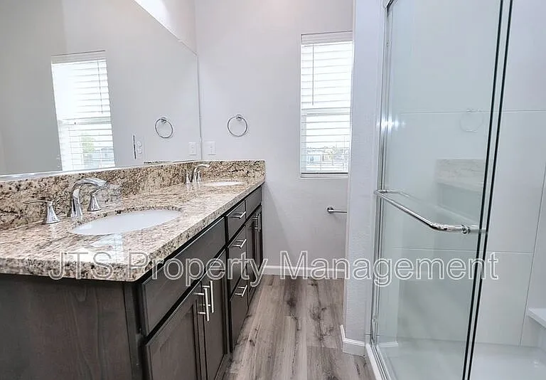 5 Oak Manor Way — Photo 32