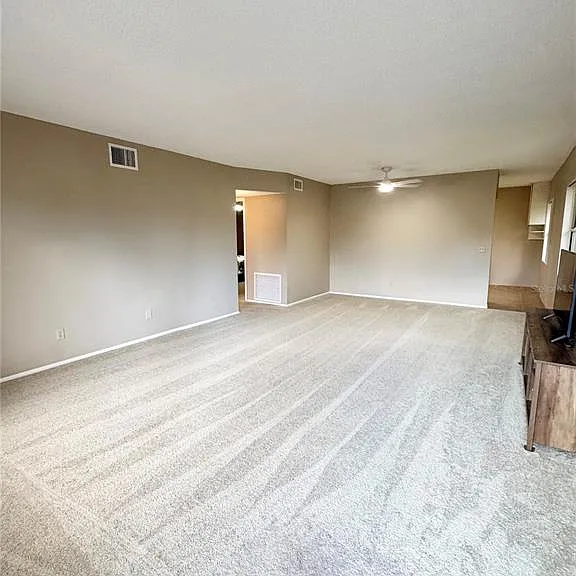 2402 Ecuadorian Way #40 — Photo 2