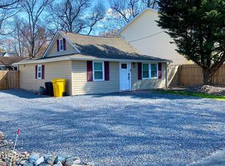 1248 Hawthorne St, Shady Side, MD 20764