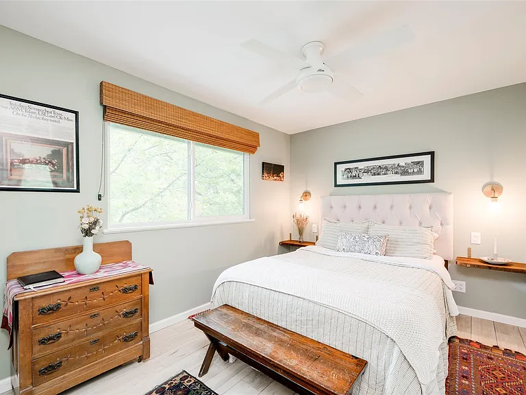 406 Arbor Ln — Photo 10