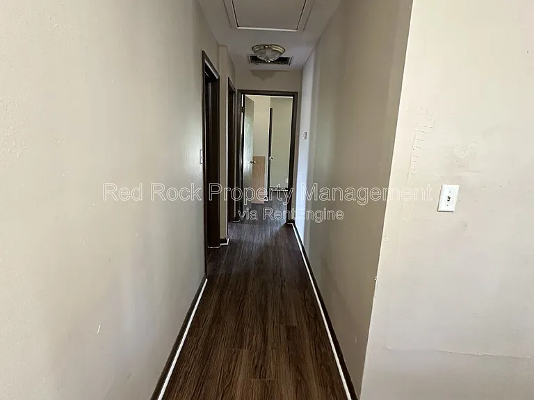 835 Elm St — Photo 13