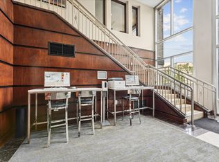 500 N Roosevelt Blvd #304, Falls Church, VA 22044