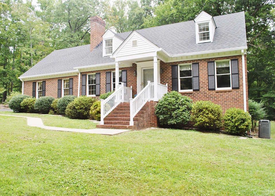 1st image of 113 Hardwood Ln
