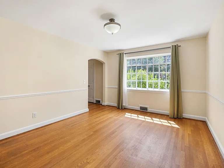 5206 Western Ave — Photo 8