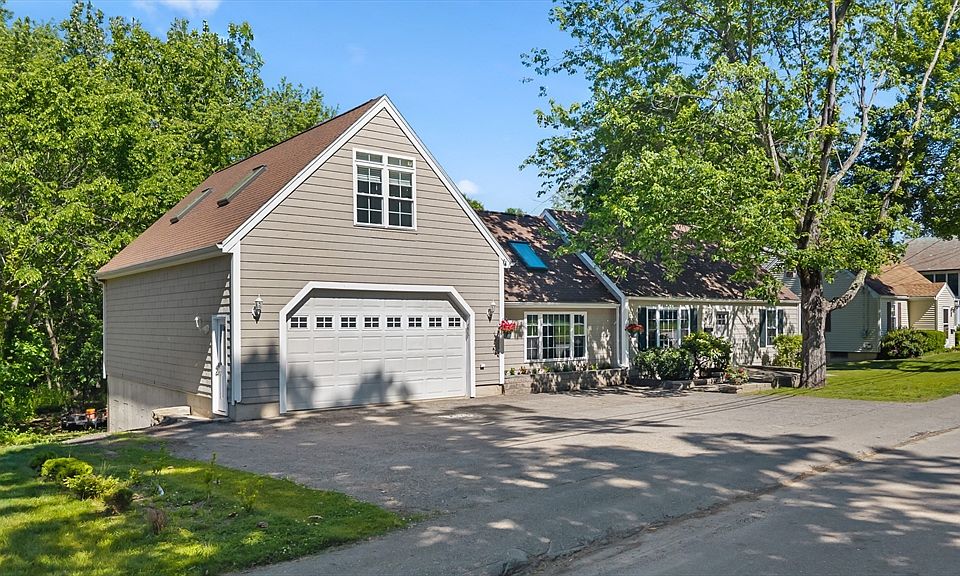 1st image of 123 Indian Hill Rd