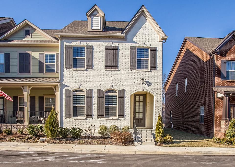 1st image of 524 Vintage Green Ln