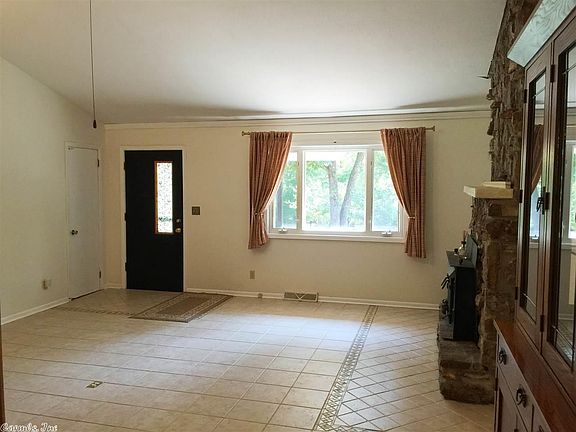 5th image of 60 Yosemite Dr