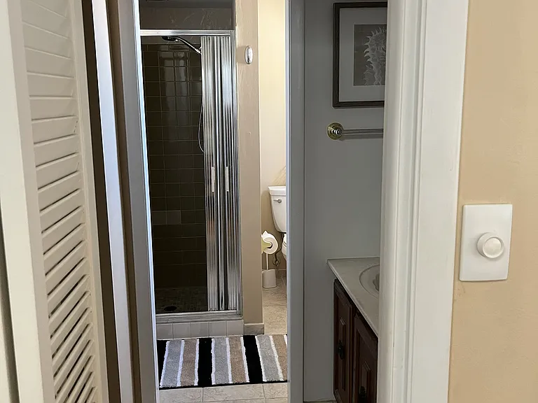 9718 Hernando Ct — Photo 10