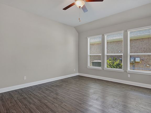 5th image of 16812 Bitterroot Rd