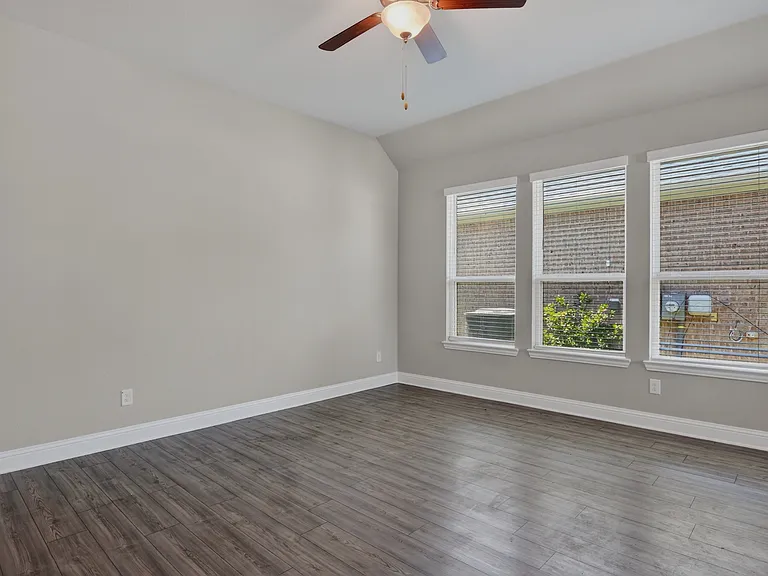 16812 Bitterroot Rd — Photo 5
