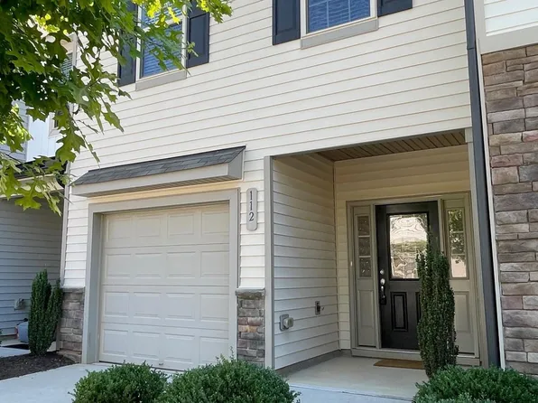 112 Hawkstone Dr, Clayton, NC 27527