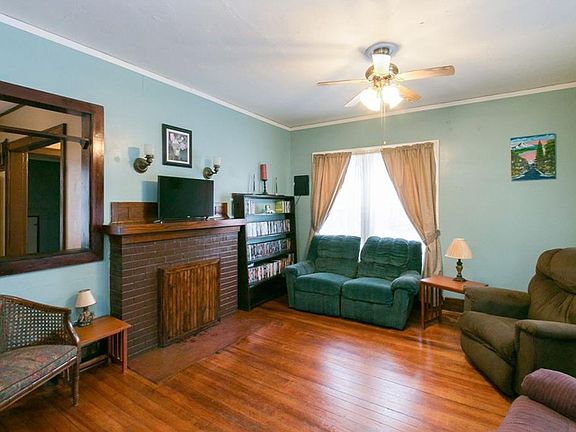 2nd image of 602 Lyman St