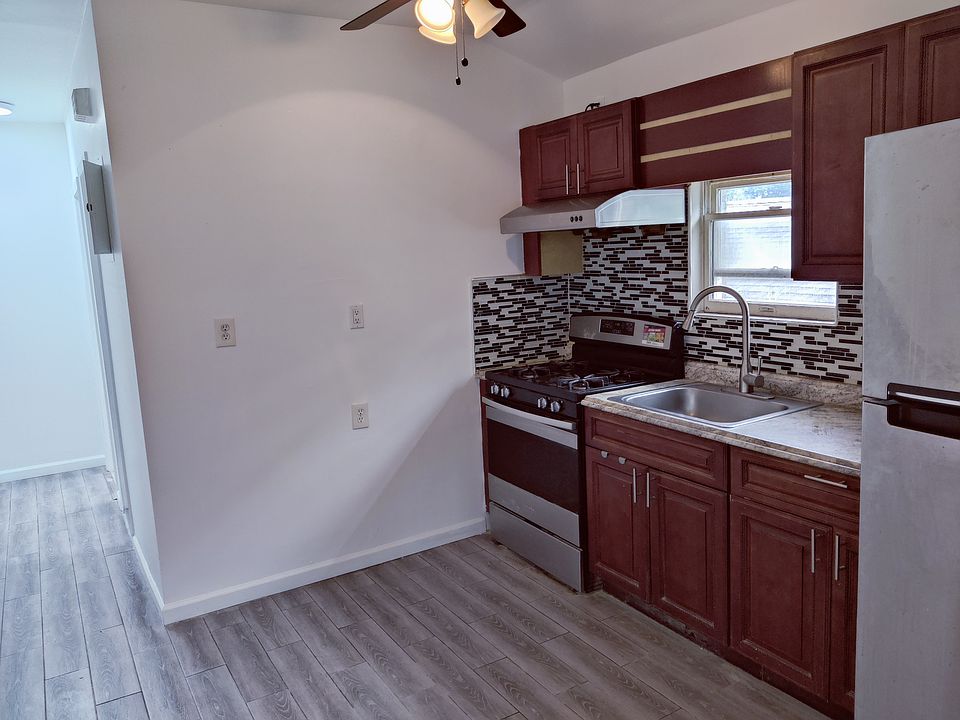 1st image of 6008 168th St #3