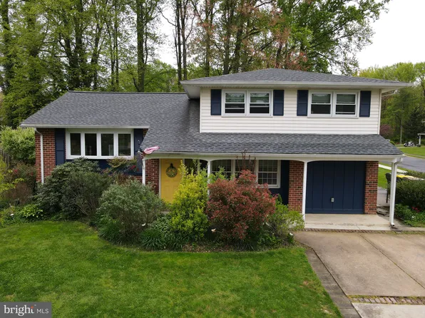 963 Devon Dr, Newark, DE 19711