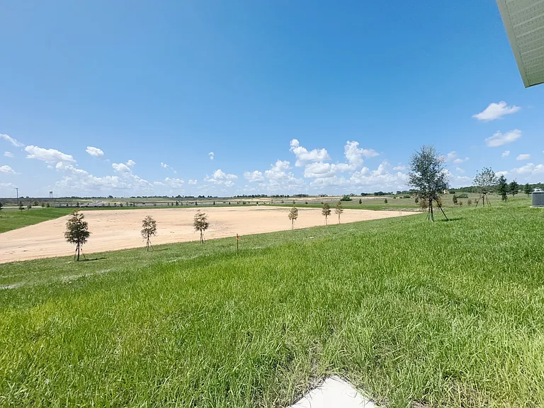 2362 McKinley Dr — Photo 43