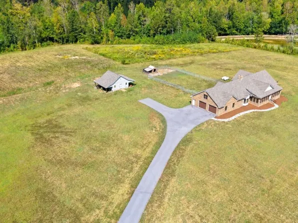 380 Bozeman Rd NW, White, GA 30184