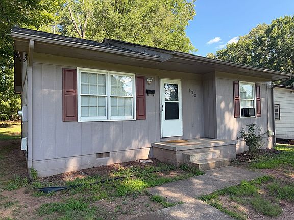 2nd image of 428 Price St
