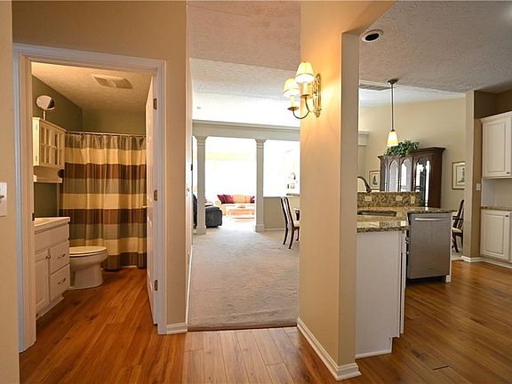 5th image of 2443 Crimson Dr #2443