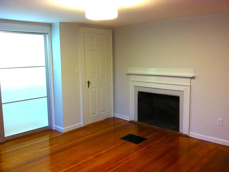 31 Fair St #29 — Photo 13