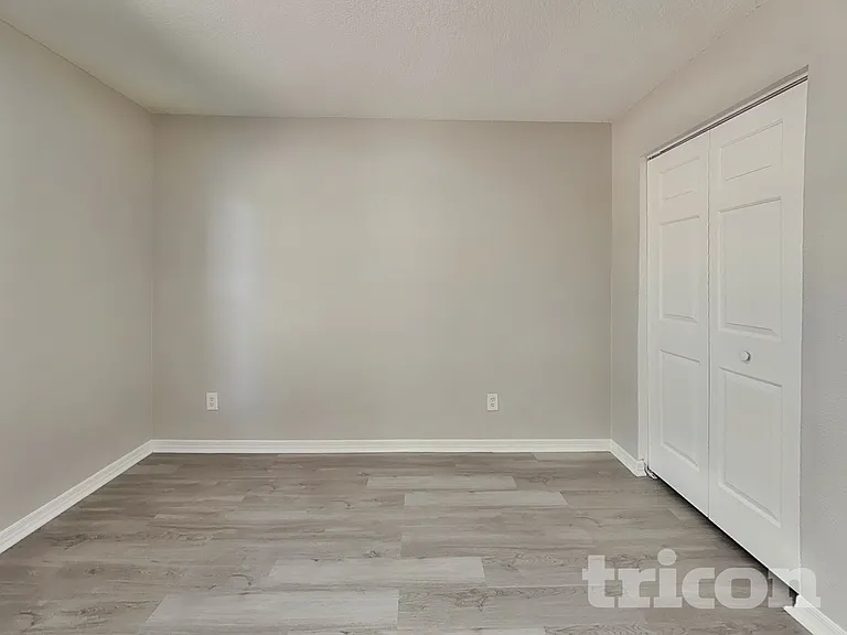 7352 Bolten Ln — Photo 13