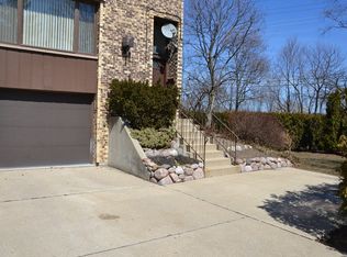 533 Onwentsia Ave, Highland Park, IL 60035