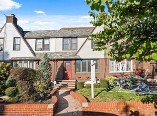 6508 77th Pl, Middle Village, NY 11379